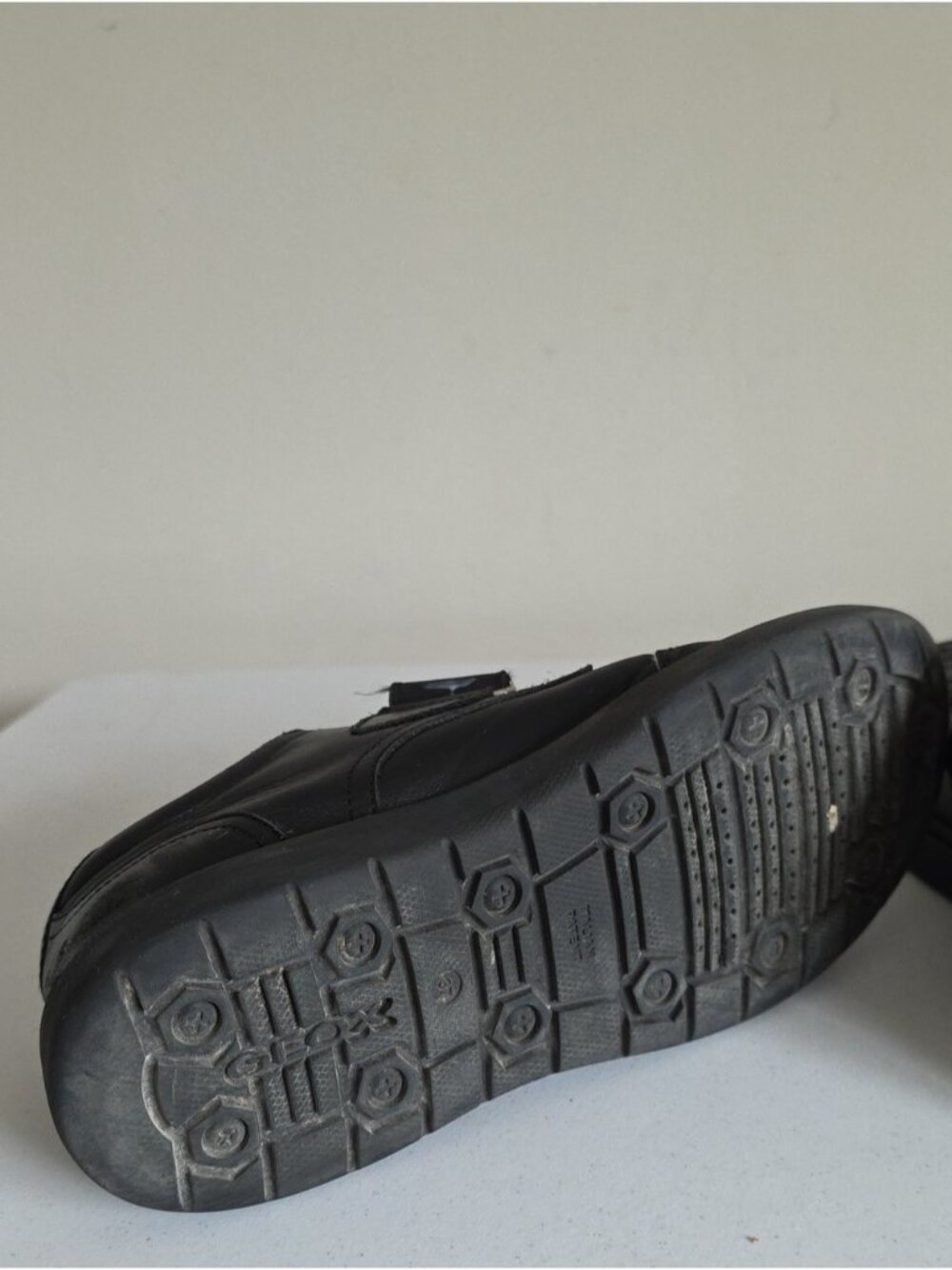 GEOX | Riddock Leather Breathable Shoes Black Boys Sz 5 - Picture 8 of 8